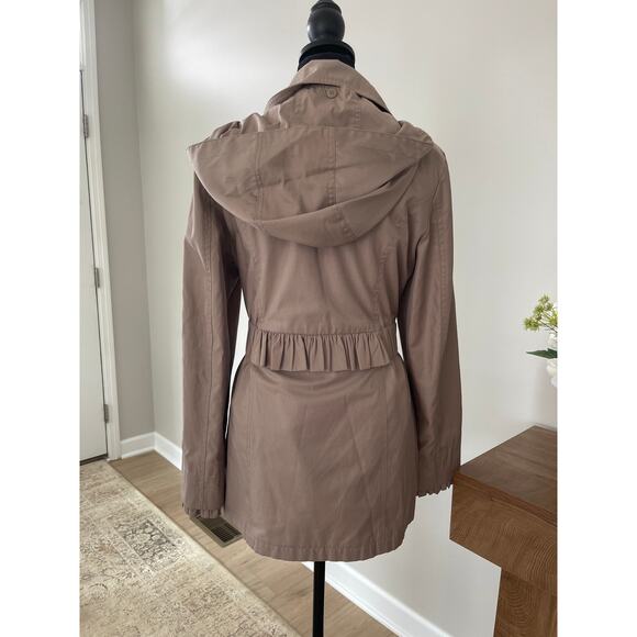 Betsy Johnson jacket - Picture 4 of 9